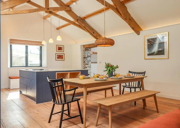 3 Caddaford Barns