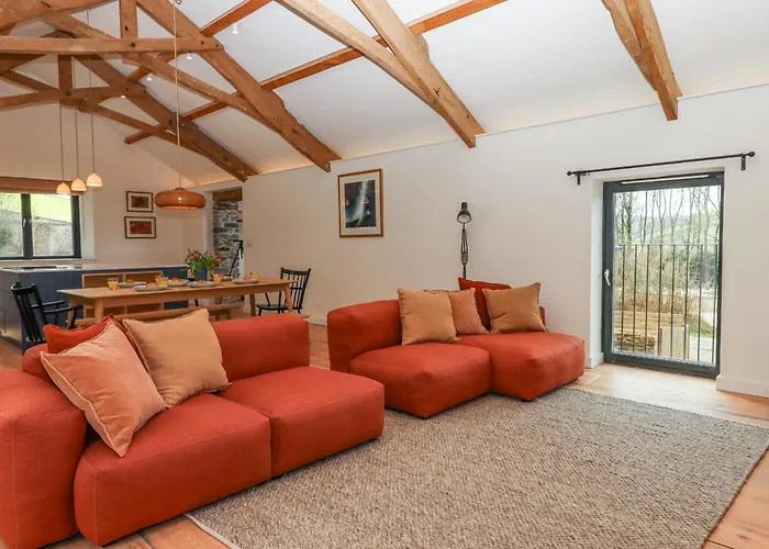 3 Caddaford Barns